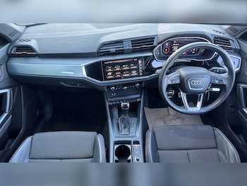 Used Audi Q3 2019 for sale - 77932518: Photo