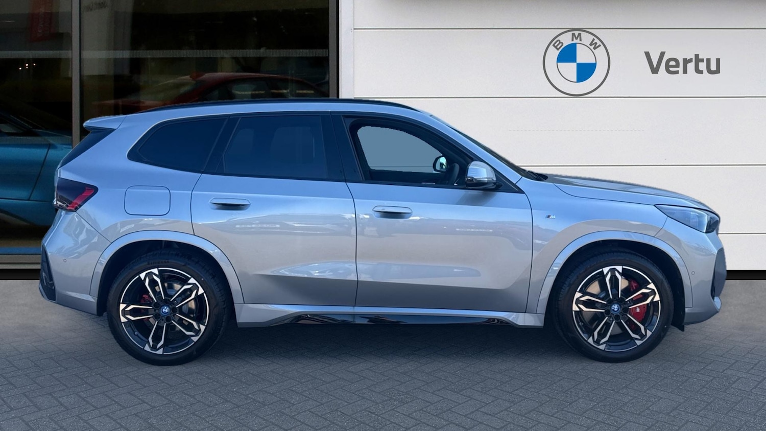 Used BMW iX1 2025 for sale - 76379670: Photo 3