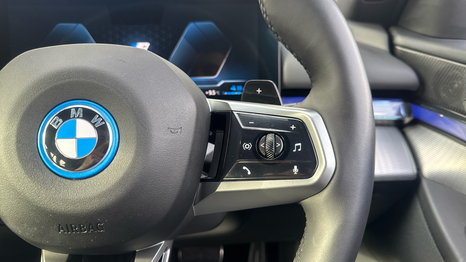 Used BMW 5 Series 2025 for sale - 78039144: Photo 18