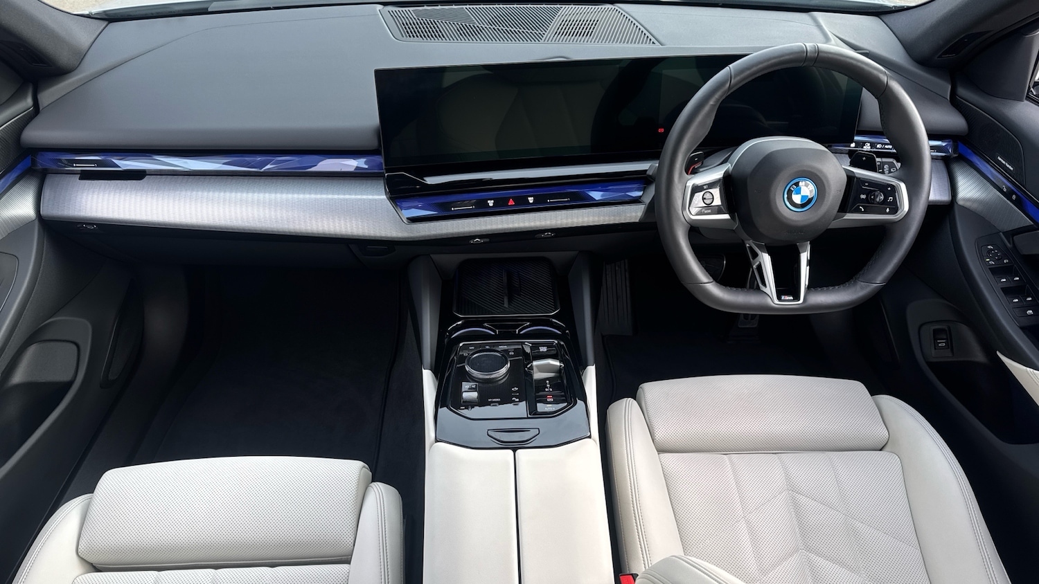 Used BMW 5 Series 2025 for sale - 78039144: Photo 4