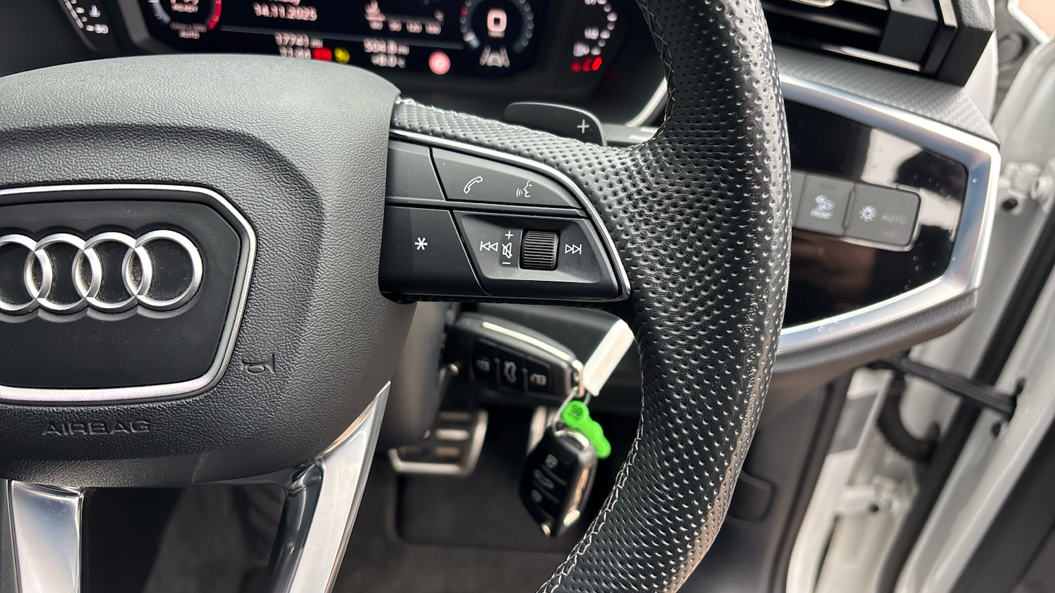 Used Audi Q3 2023 for sale - 76588235: Photo 18