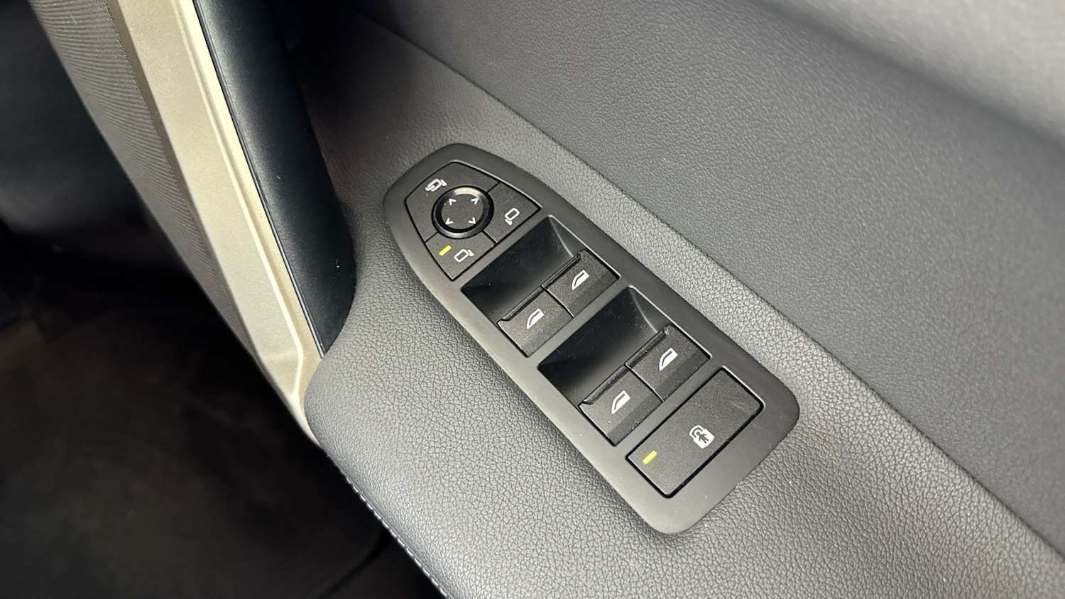 Used BMW iX 2022 for sale - 77504016: Photo 30