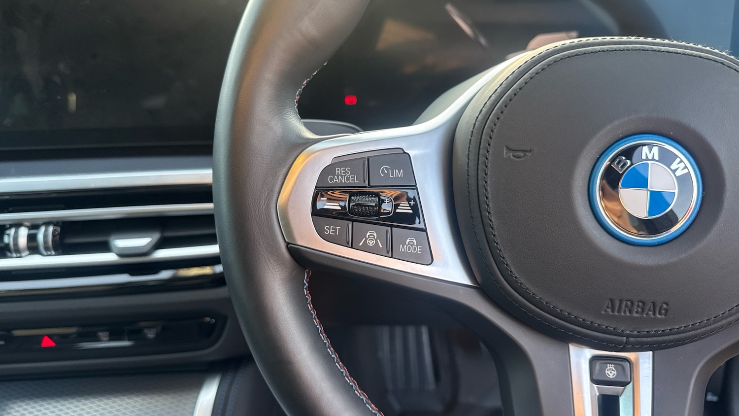 Used BMW i4 2024 for sale - 77196364: Photo 17