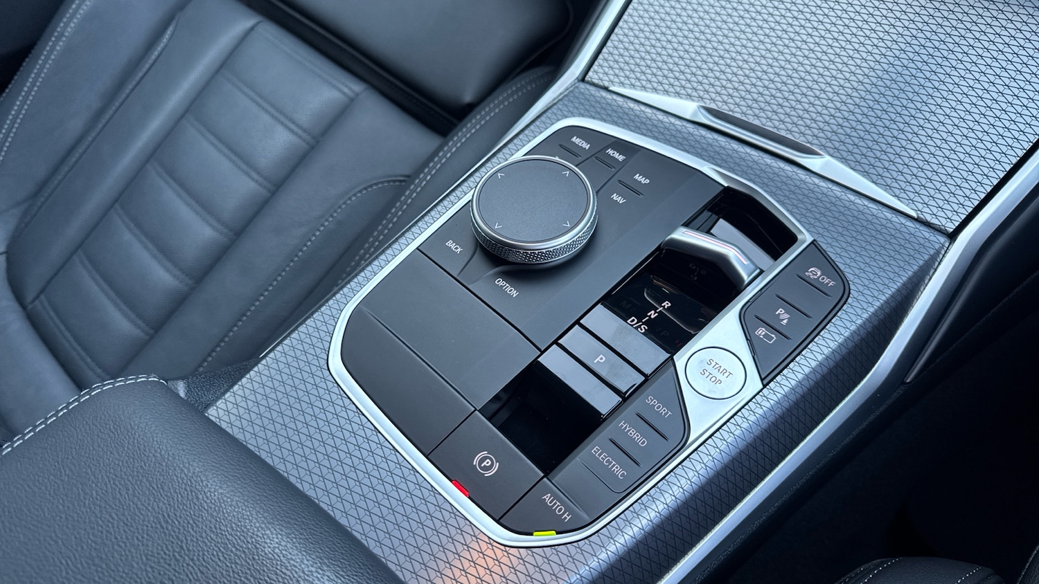 Used BMW 3 Series 2024 for sale - 76625619: Photo 10