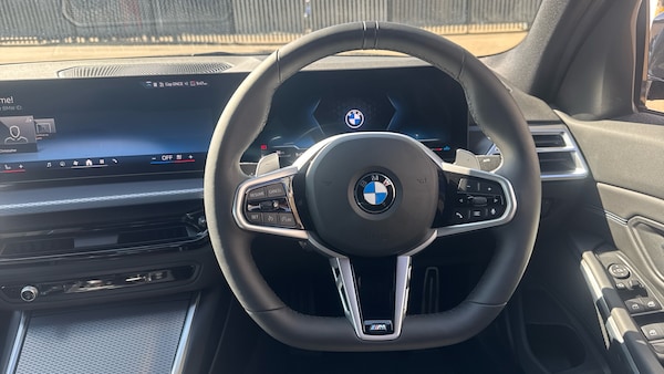 Used BMW 3 Series 2025 for sale - 76102782: Photo 5