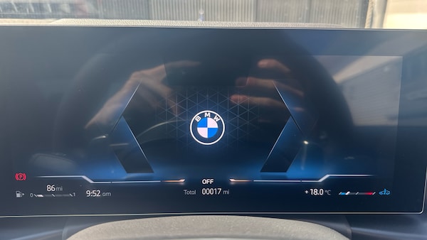 Used BMW 3 Series 2025 for sale - 76102782: Photo 9
