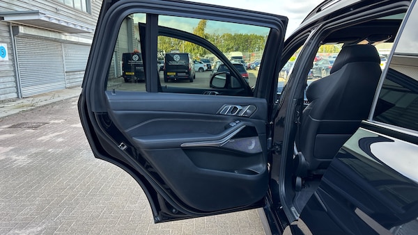 Used BMW X7 2022 for sale - 76287874: Photo 24