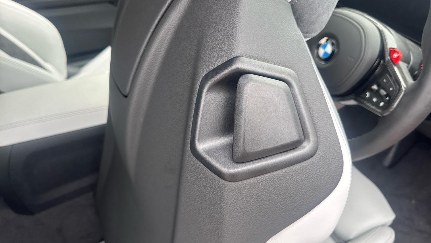 Used BMW M4 2025 for sale - 76144555: Photo 27