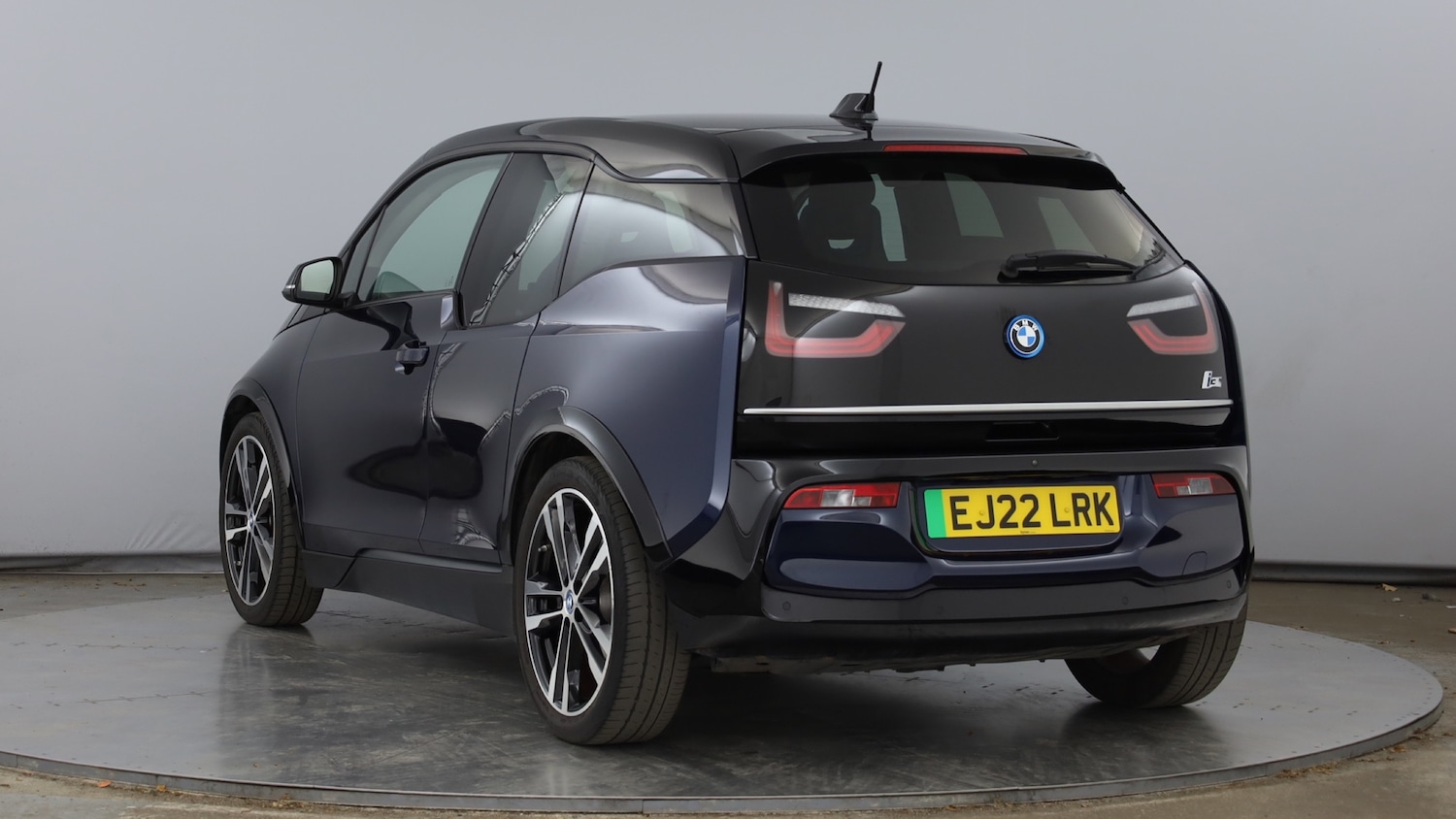 Used BMW i3 2022 for sale - 76699179: Photo 2