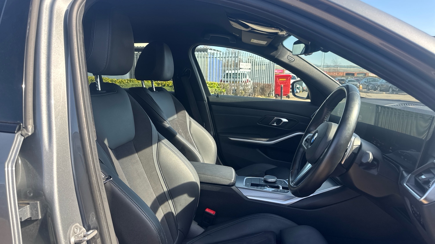 Used BMW 3 Series 2024 for sale - 77945319: Photo 11