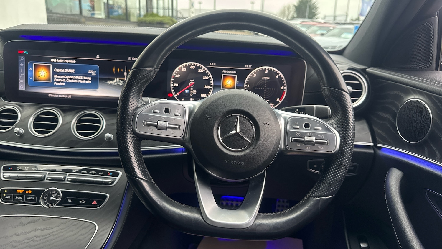 Used Mercedes-Benz E Class 2019 for sale - 77431581: Photo 5