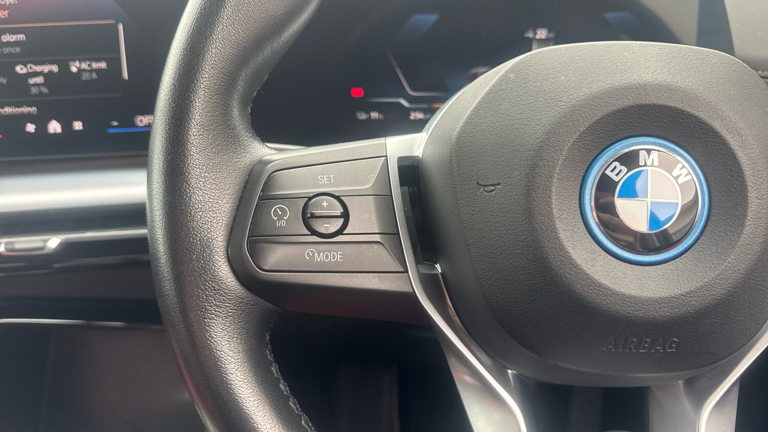 Used BMW iX1 2024 for sale - 77650163: Photo 17