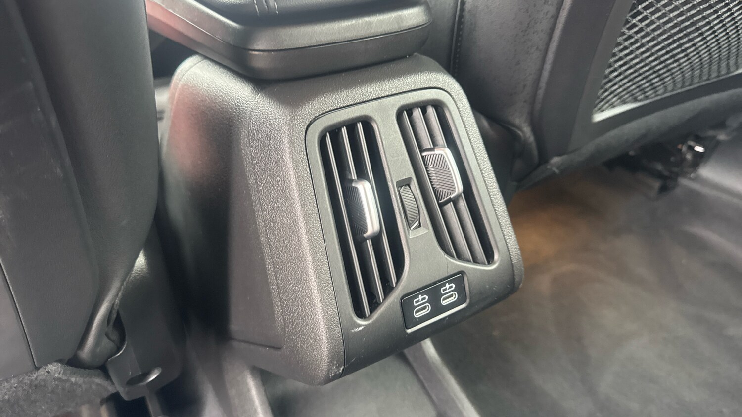 Used BMW iX1 2024 for sale - 77650163: Photo 34