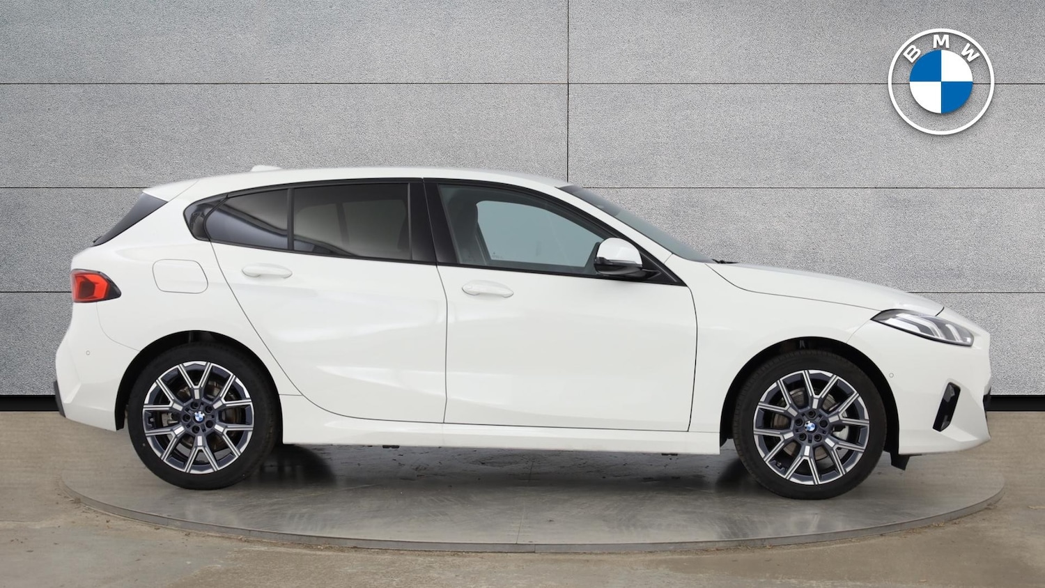 Used BMW 1 Series 2025 for sale - 76490302: Photo 3