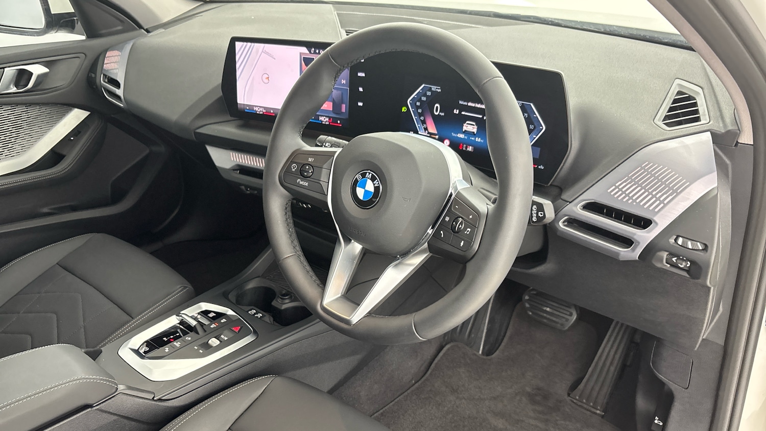 Used BMW 1 Series 2025 for sale - 76490302: Photo 6