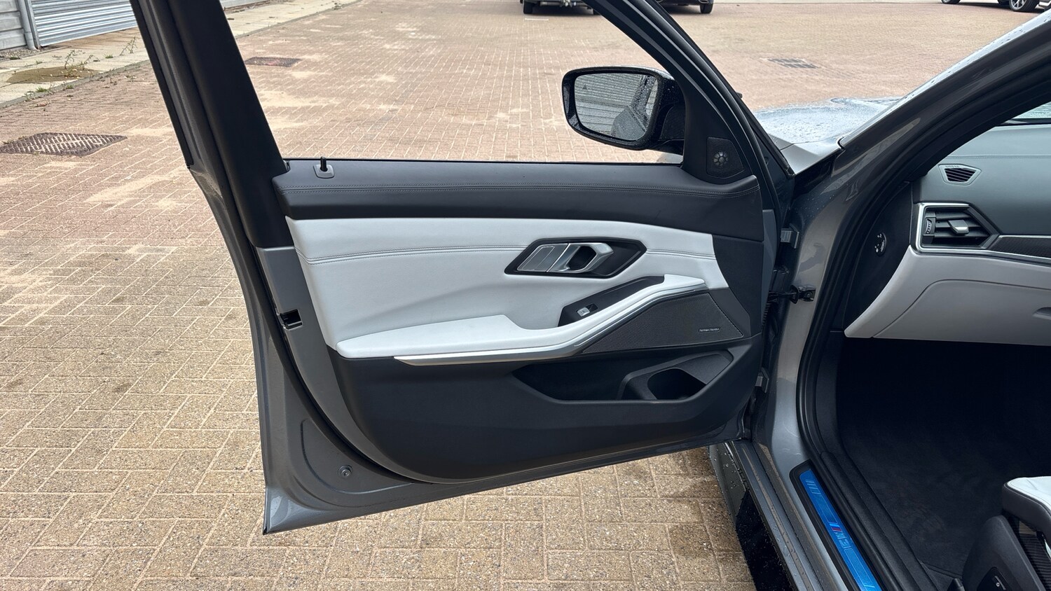 Used BMW M3 2023 for sale - 76205437: Photo 31