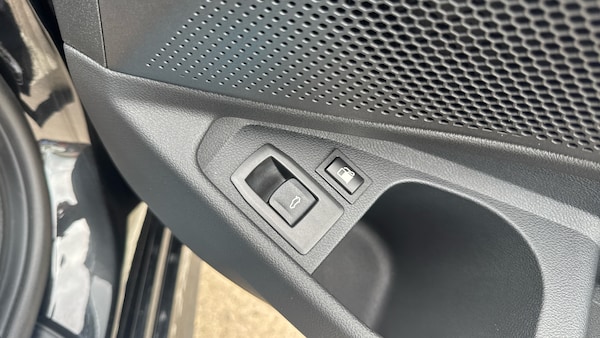 Used BMW 3 Series 2025 for sale - 76026973: Photo 25
