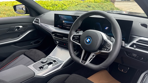 Used BMW 3 Series 2025 for sale - 76026973: Photo 6
