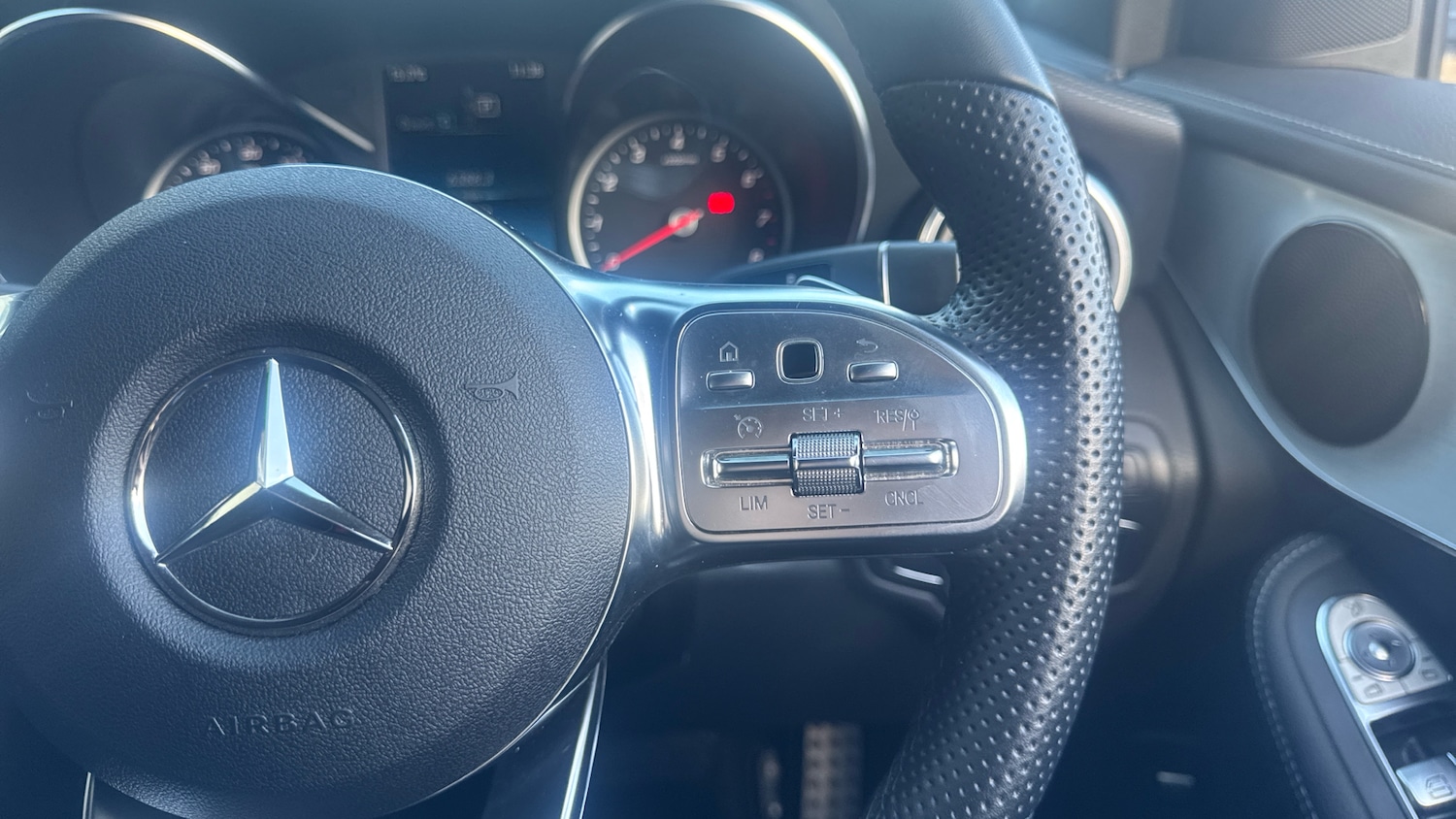 Used Mercedes-Benz GLC 2023 for sale - 76507264: Photo 18