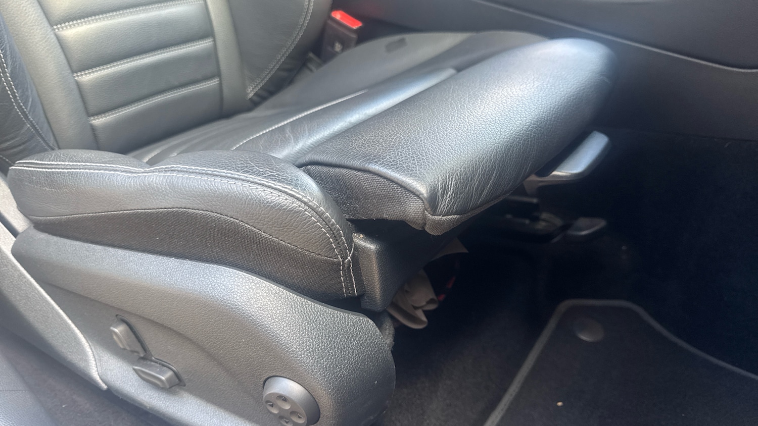 Used Mercedes-Benz GLC 2023 for sale - 76507264: Photo 30