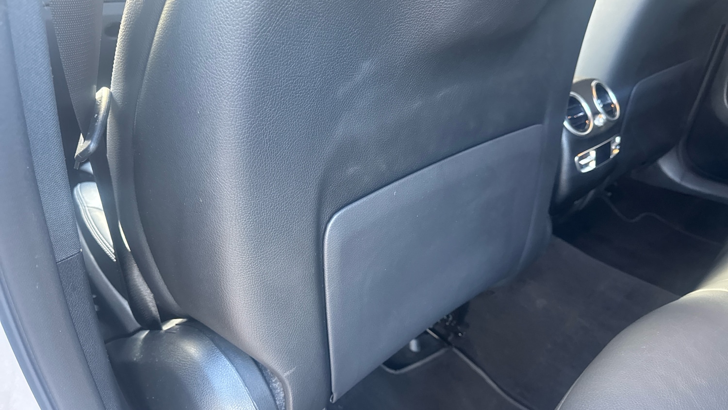 Used Mercedes-Benz GLC 2023 for sale - 76507264: Photo 34