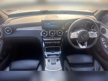 Used Mercedes-Benz GLC 2023 for sale - 76507264: Photo