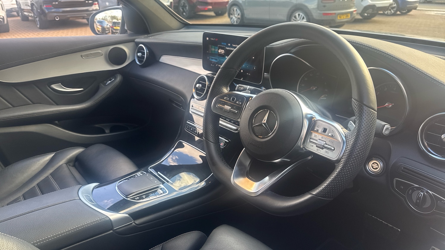 Used Mercedes-Benz GLC 2023 for sale - 76507264: Photo 6