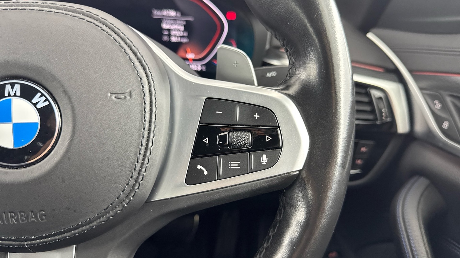 Used BMW 5 Series 2021 for sale - 76639601: Photo 18