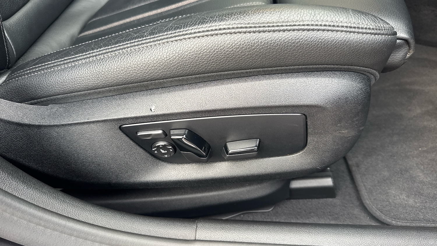 Used BMW 5 Series 2021 for sale - 76625093: Photo 29