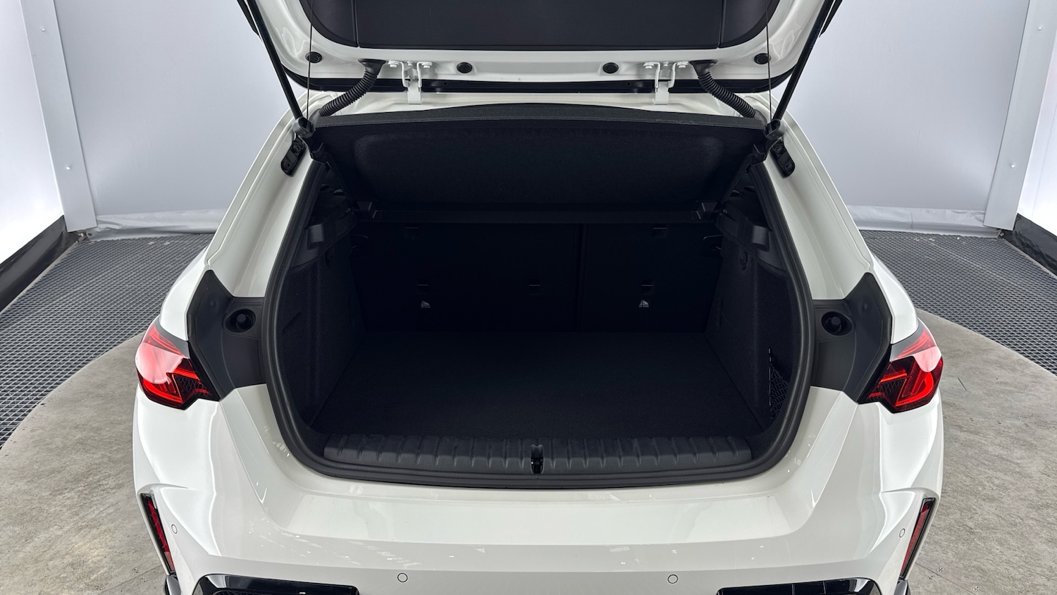 Used BMW 1 Series 2025 for sale - 76480254: Photo 13