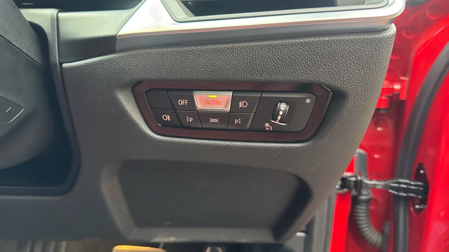 Used BMW 3 Series 2024 for sale - 77270712: Photo 27