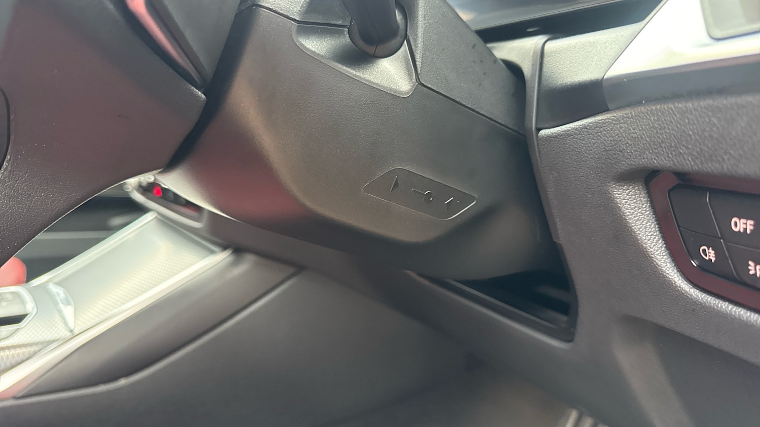 Used BMW 3 Series 2024 for sale - 77270712: Photo 28