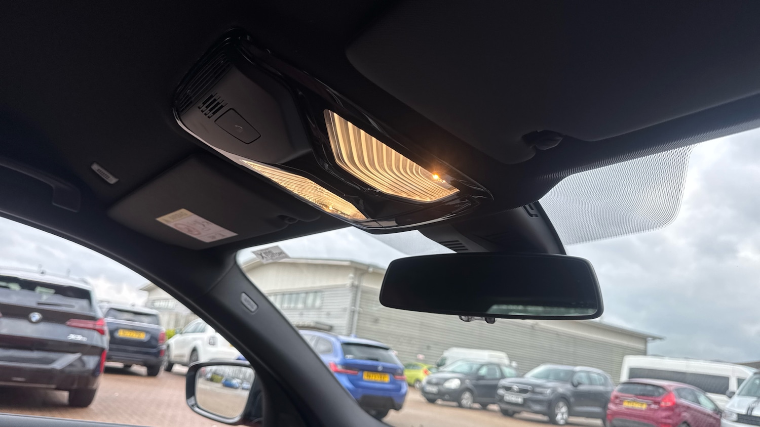 Used BMW 3 Series 2024 for sale - 77270712: Photo 30