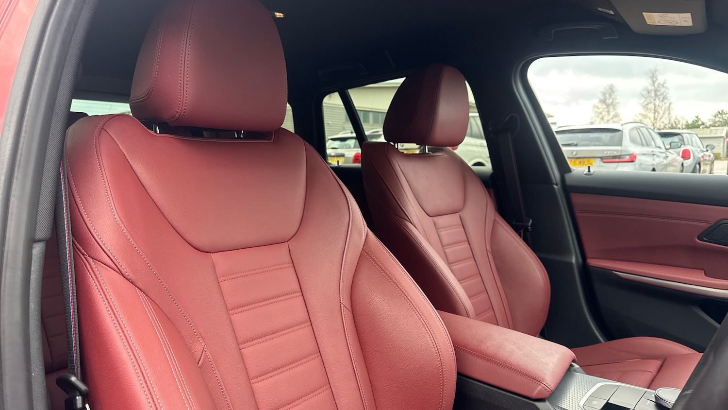 Used BMW 3 Series 2024 for sale - 77270712: Photo 32