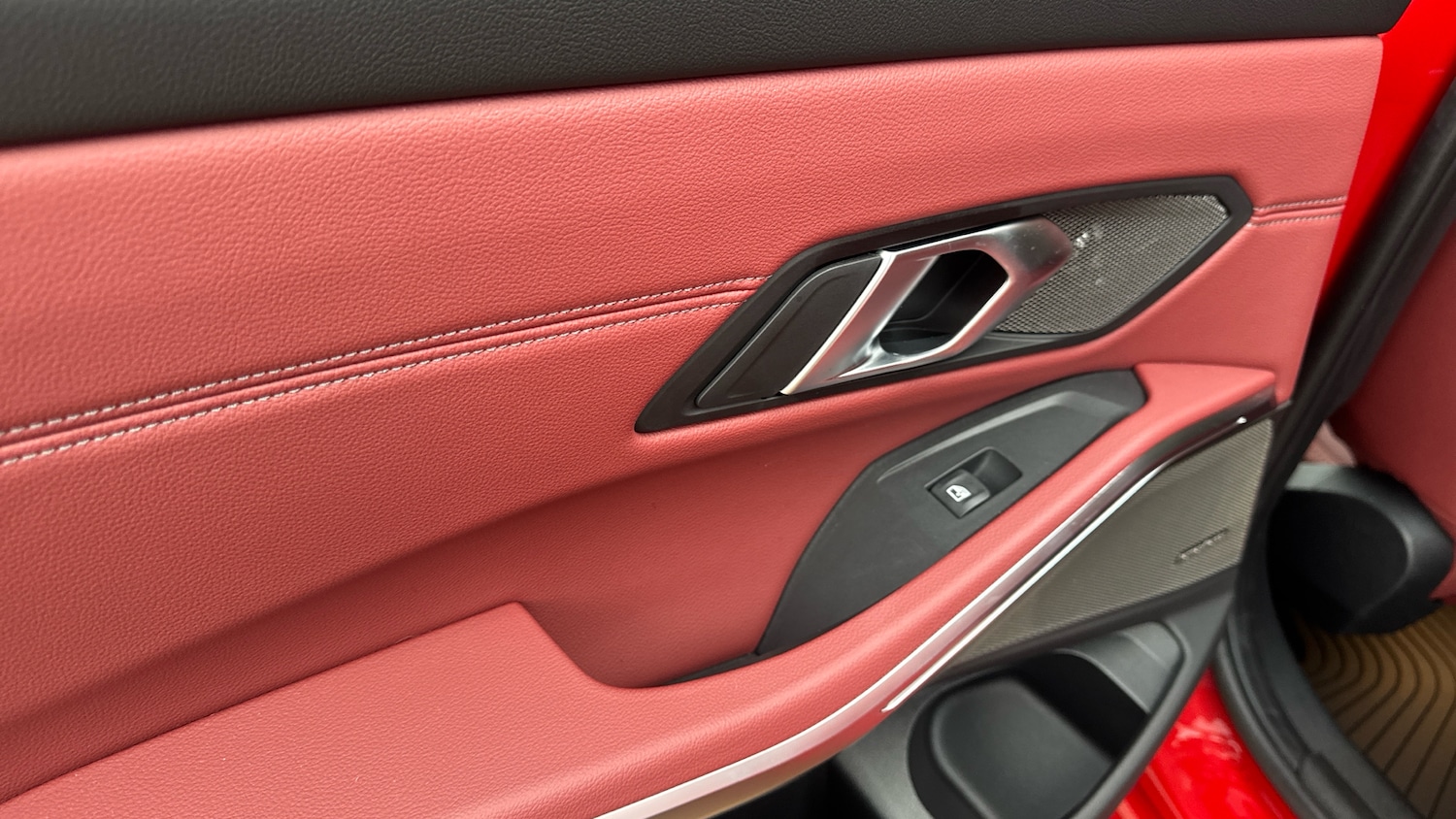 Used BMW 3 Series 2024 for sale - 77270712: Photo 33