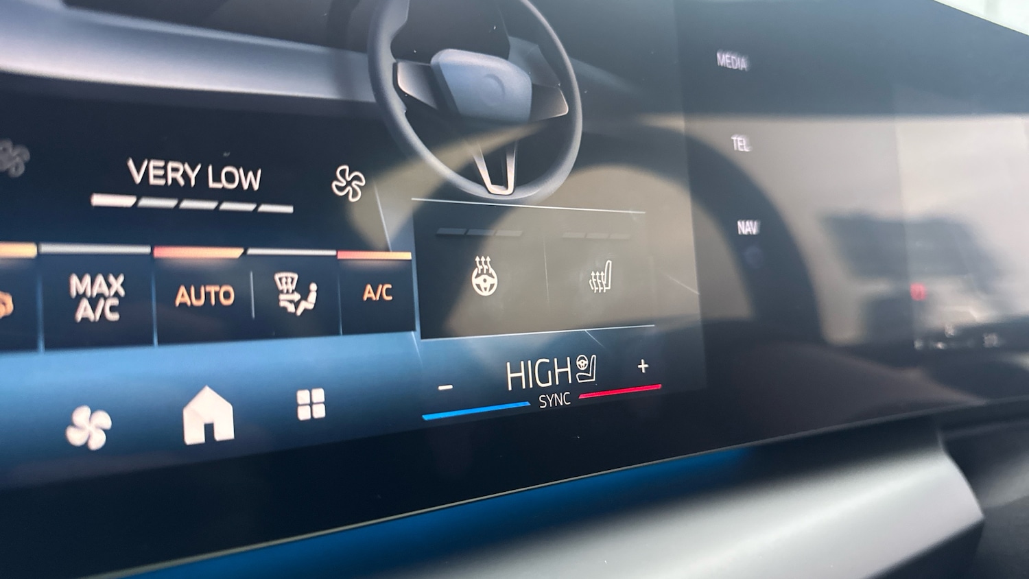 Used BMW 1 Series 2025 for sale - 77353530: Photo 50