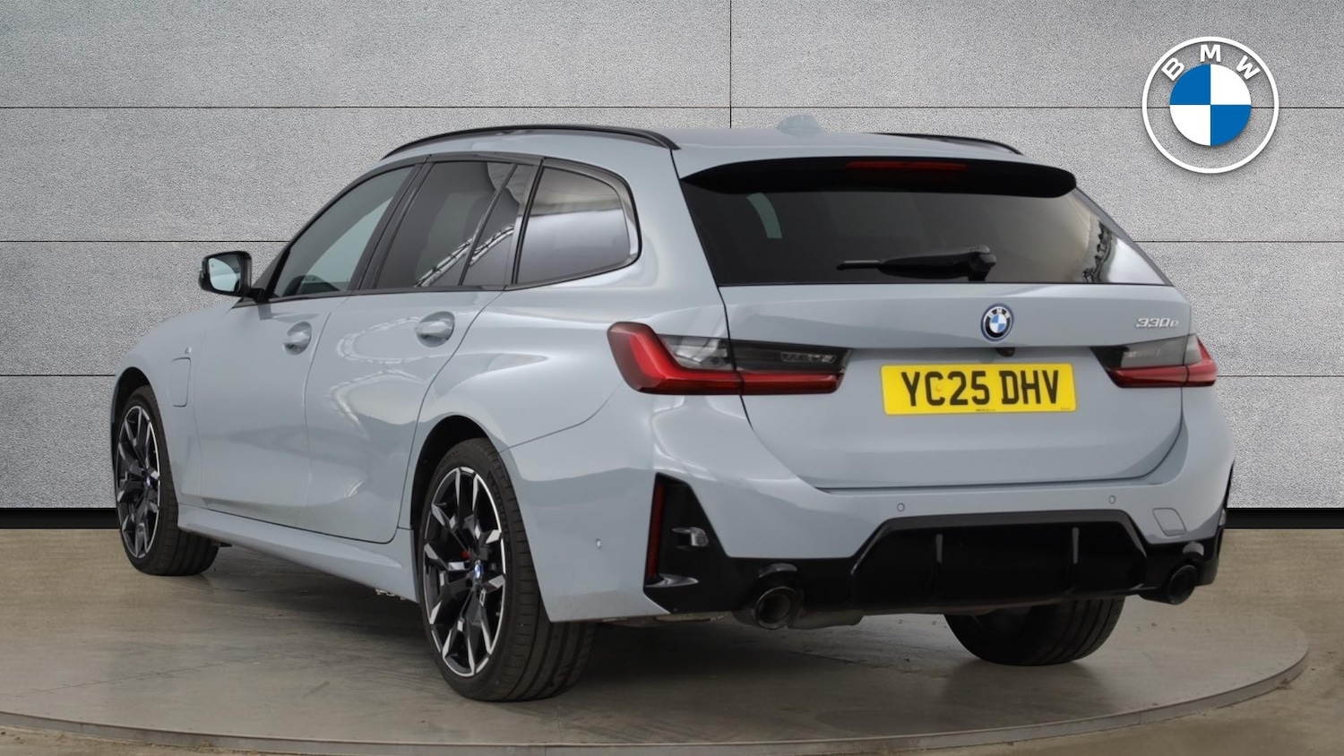 Used BMW 3 Series 2025 for sale - 77093731: Photo 2