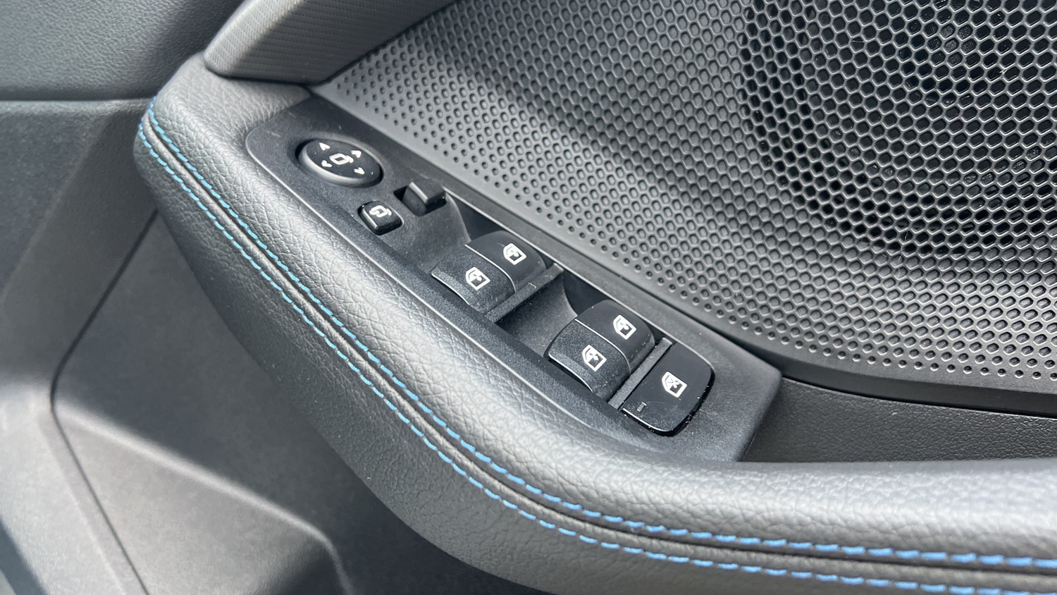 Used BMW 2 Series 2023 for sale - 77136089: Photo 24