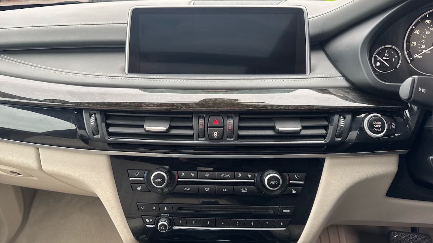 Used BMW X5 2015 for sale - 77435587: Photo 8