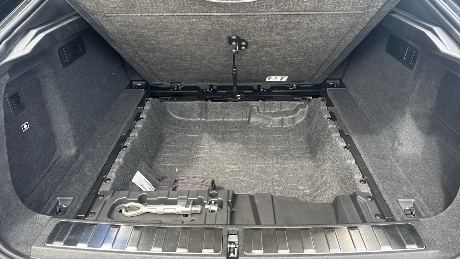 Used BMW X6 2025 for sale - 76026994: Photo 38