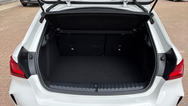 Used BMW 1 Series 2022 for sale - 76292800: Photo 13