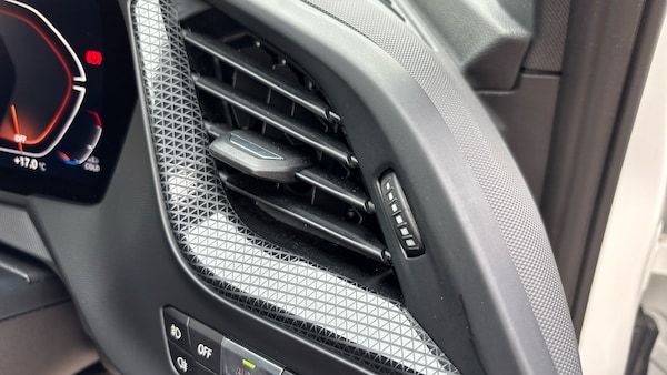 Used BMW 1 Series 2022 for sale - 76292800: Photo 46