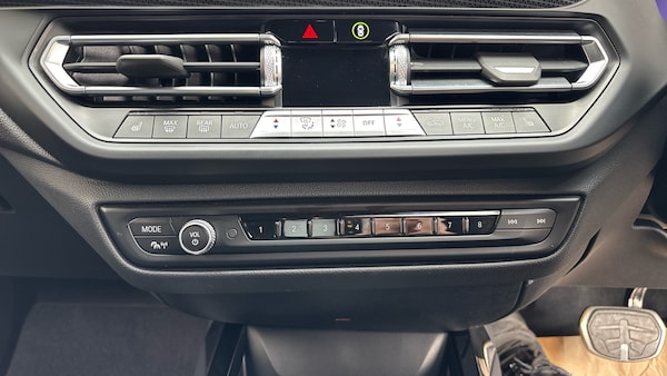Used BMW 1 Series 2022 for sale - 76292800: Photo 61
