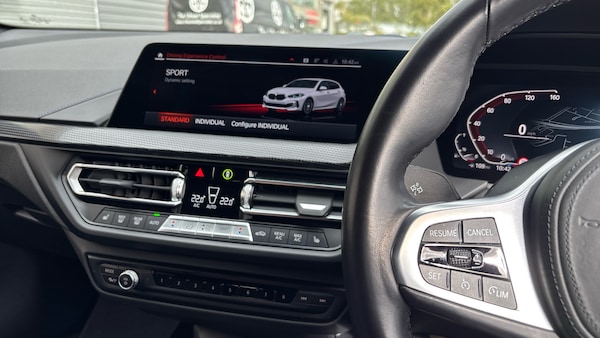 Used BMW 1 Series 2022 for sale - 76292800: Photo 75