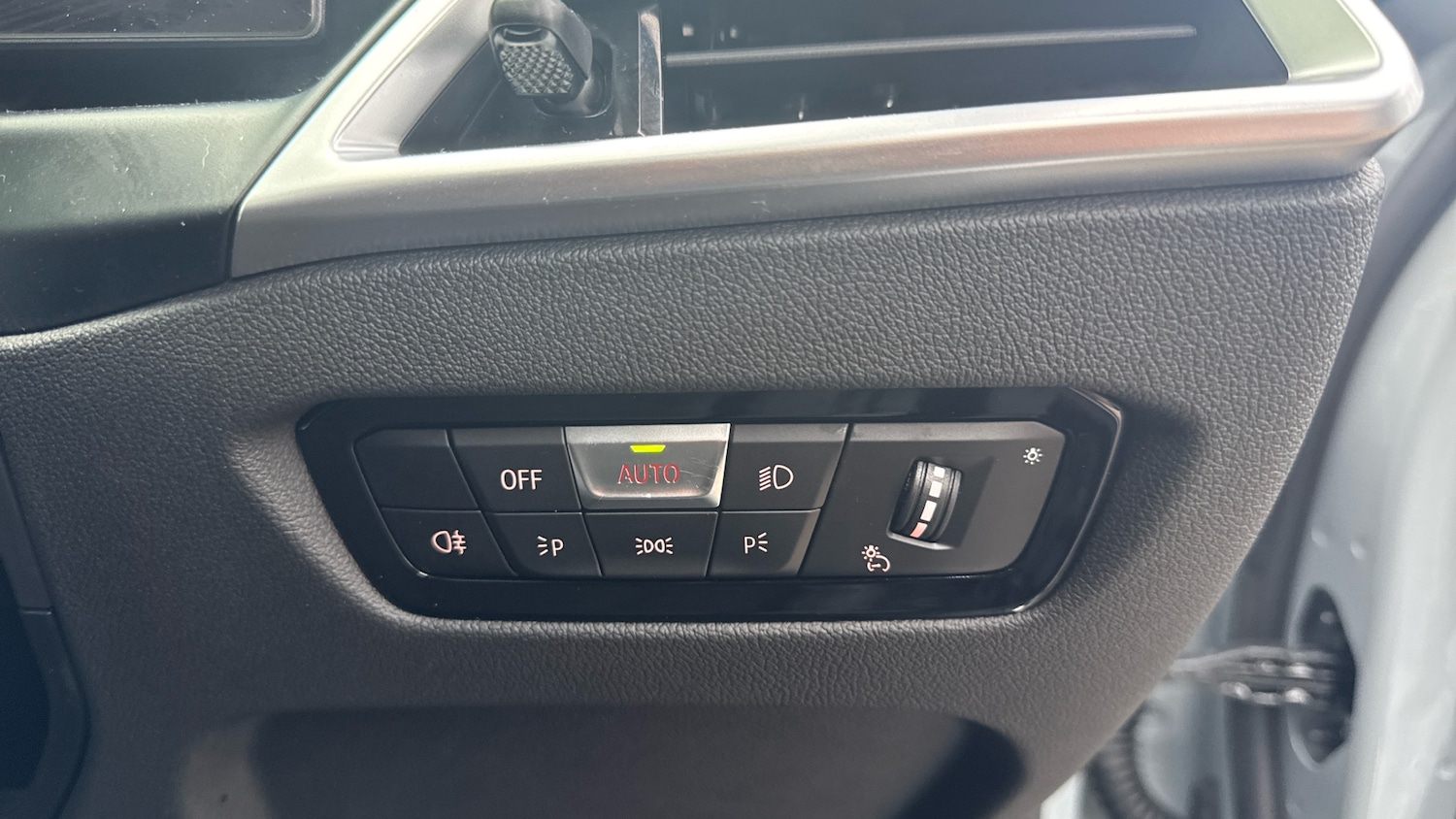 Used BMW 3 Series 2025 for sale - 76959772: Photo 27