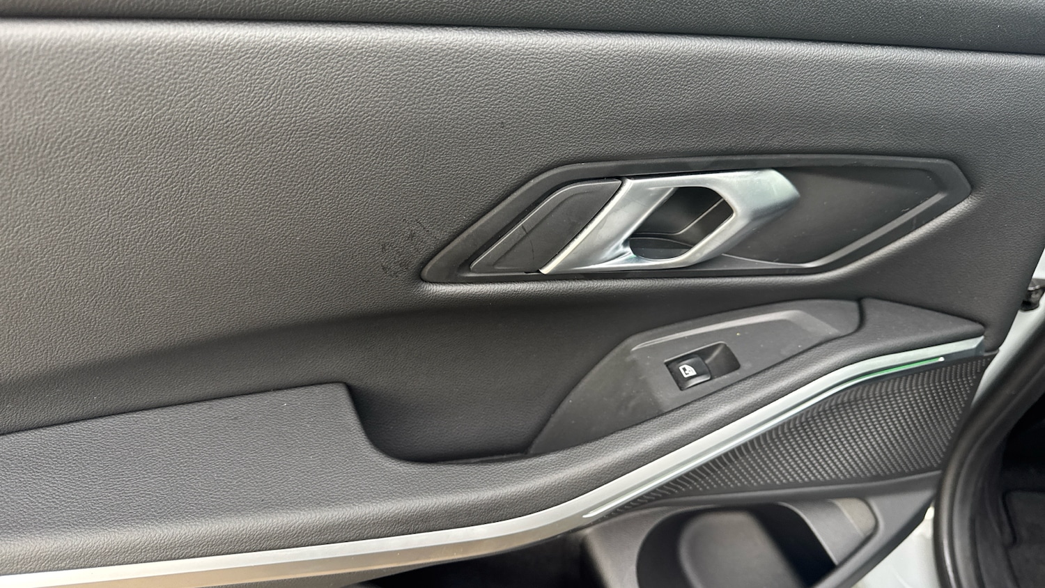 Used BMW 3 Series 2025 for sale - 76959772: Photo 32