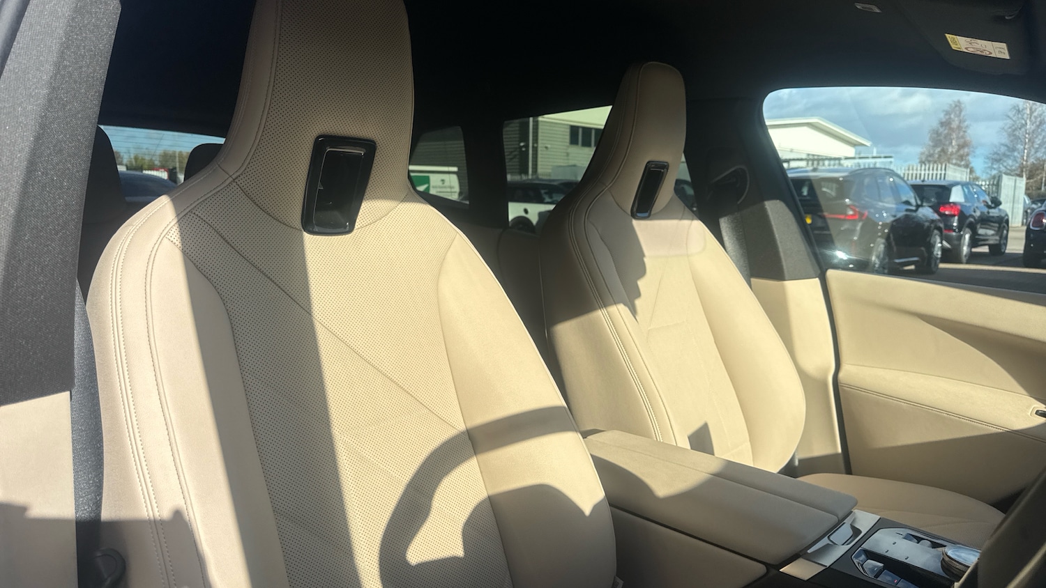 Used BMW iX 2022 for sale - 76401905: Photo 31