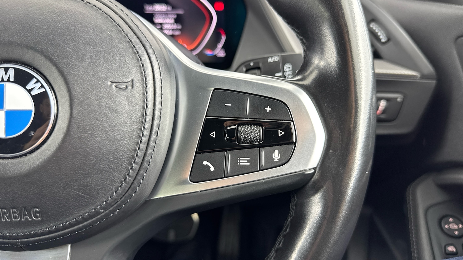 Used BMW 1 Series 2023 for sale - 77651055: Photo 18