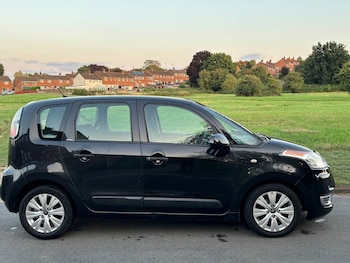 Used Citroen C3 Picasso 2010 for sale - 75390483: Photo