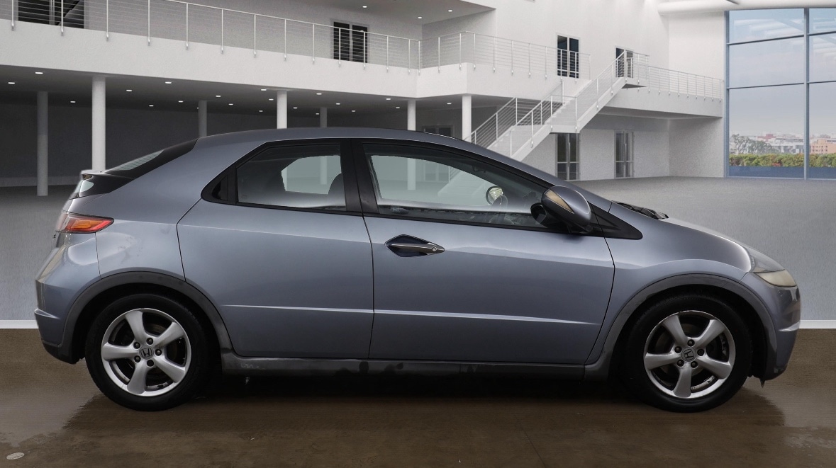 Used Honda Civic 2007 for sale - 77345725: Photo 3